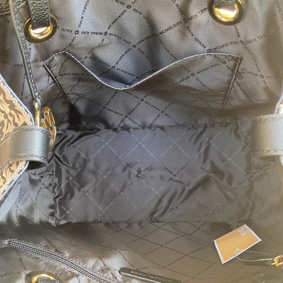 Gaby’sBags👜 Michael Kors carryall Tote black MK - Picture 3 of 8